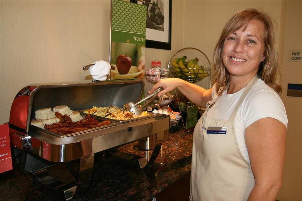 Hampton Inn And Suites Peoria At Grand Prairie Restoran gambar
